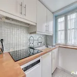 Village Charm In Alesia Private 파리